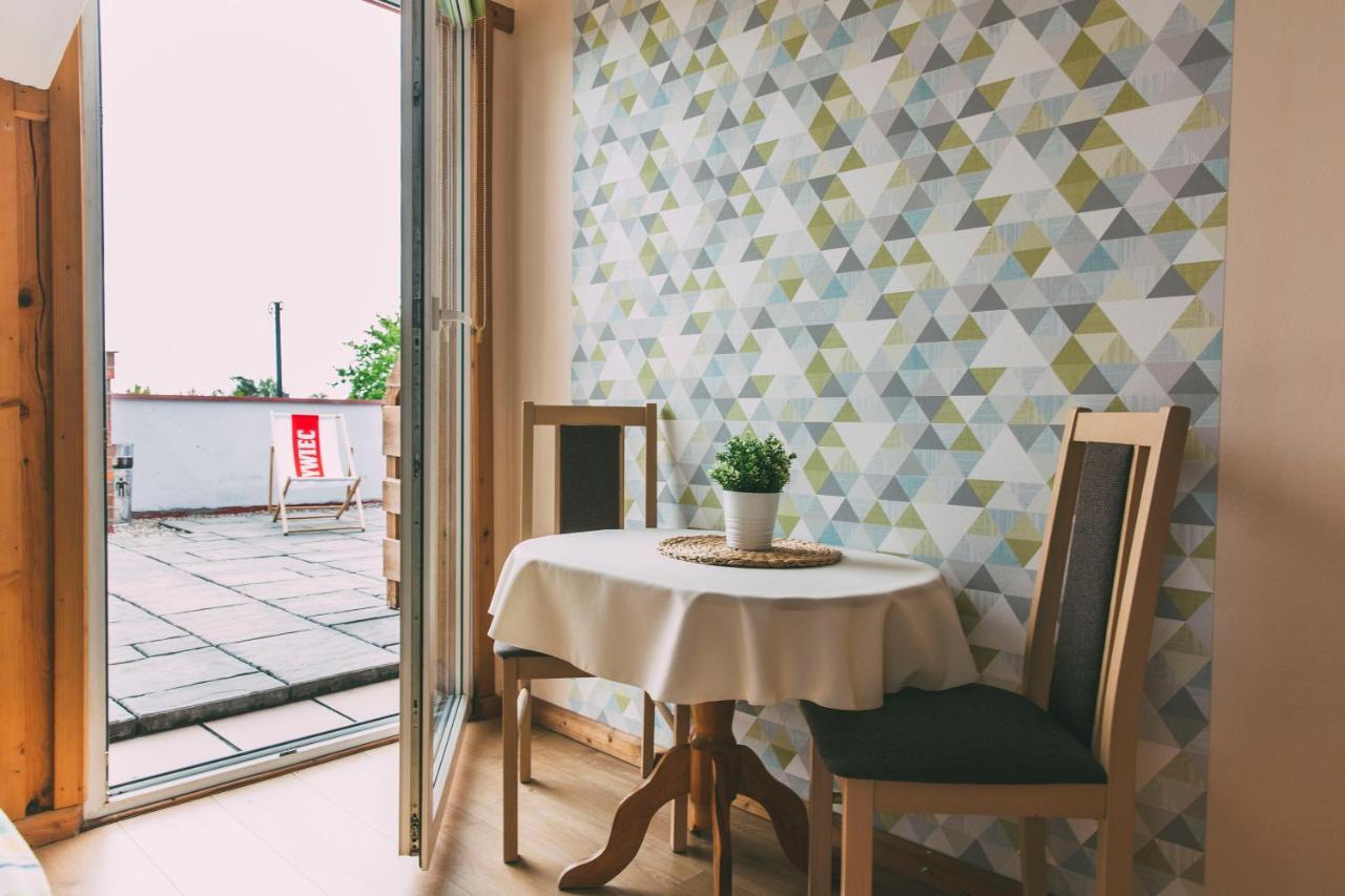 Choczewo Pokoje Goscinne & Restauracja Pestka المظهر الخارجي الصورة