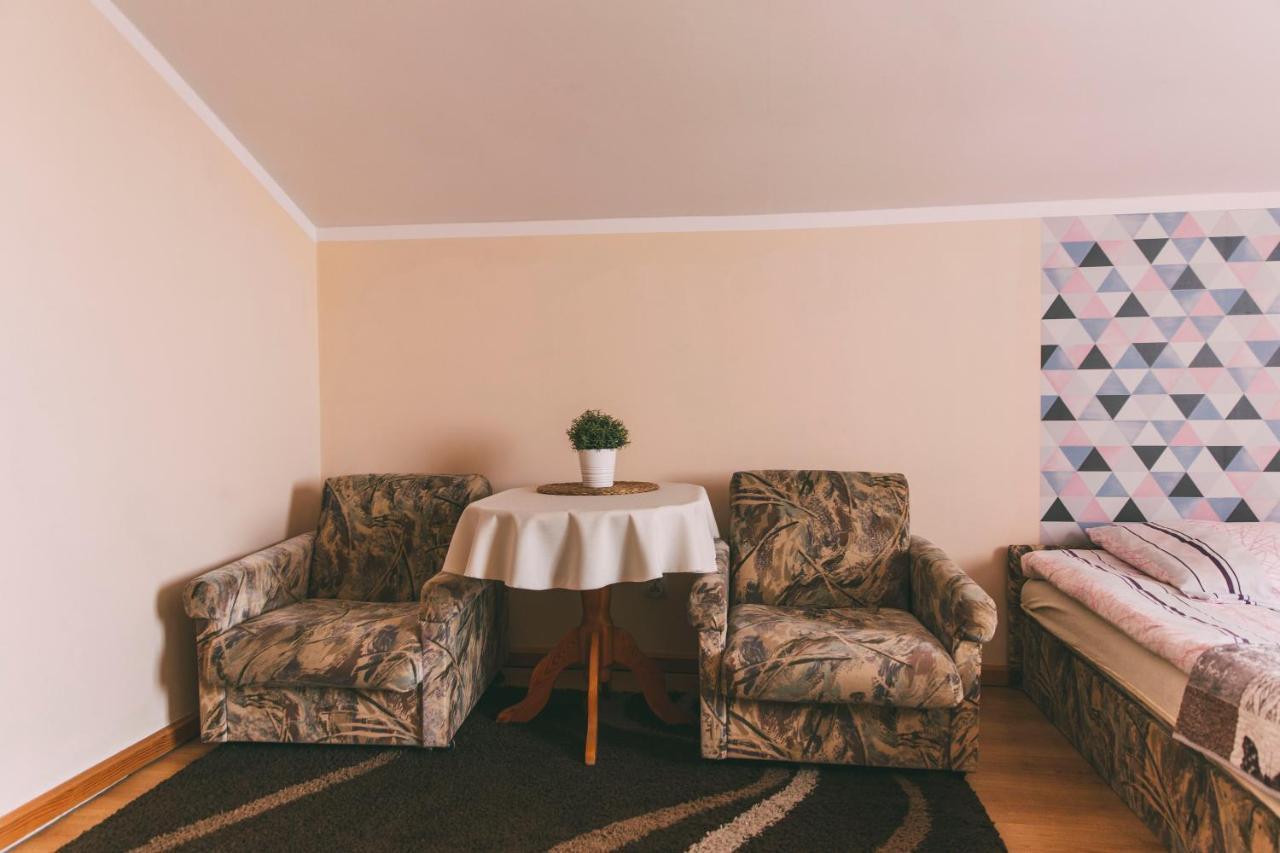 Choczewo Pokoje Goscinne & Restauracja Pestka المظهر الخارجي الصورة